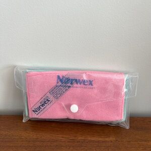 4 Pack Enviro Cloth in Clear Case